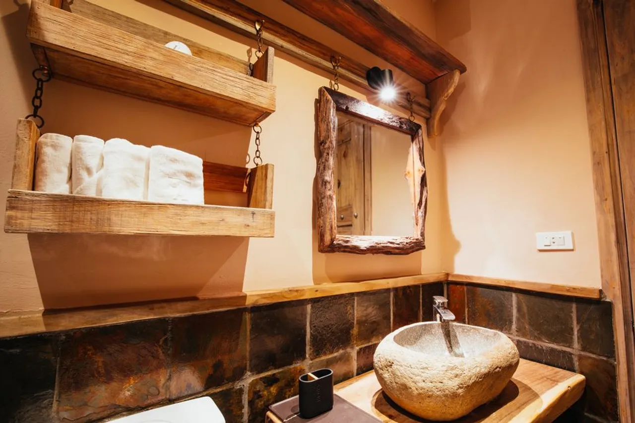 Phòng Pine (Amaya Home) Sóc Sơn