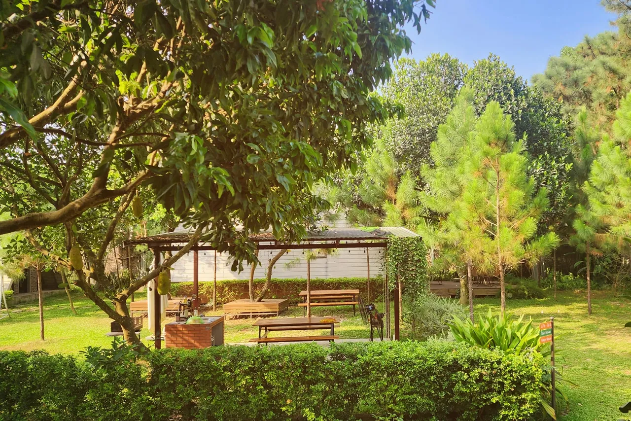 Nhà Nhiệt Đới Sóc Sơn