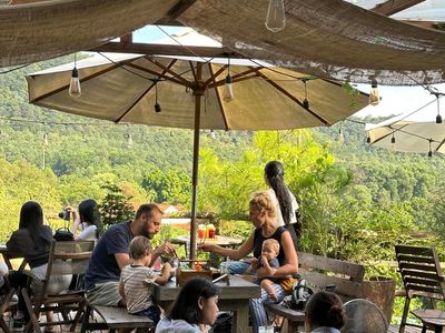 Dịch vụ phát sinh