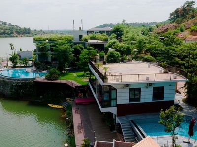 Dịch vụ phát sinh